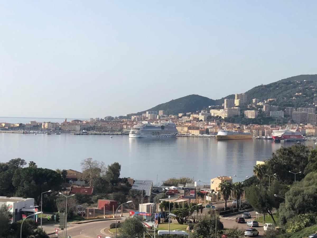 Bel Appartement F3 Vue Sur Le Golfe D'Ajaccio Ajaccio  Eksteriør billede